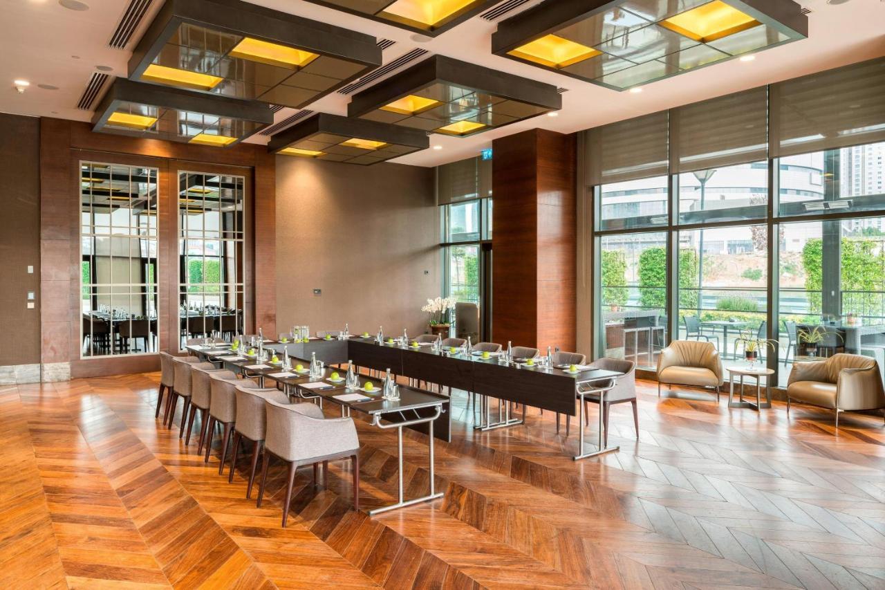 Sheraton Grand Istanbul Atasehir Экстерьер фото