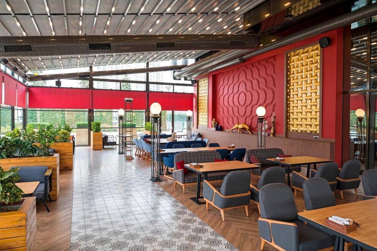 Sheraton Grand Istanbul Atasehir Экстерьер фото