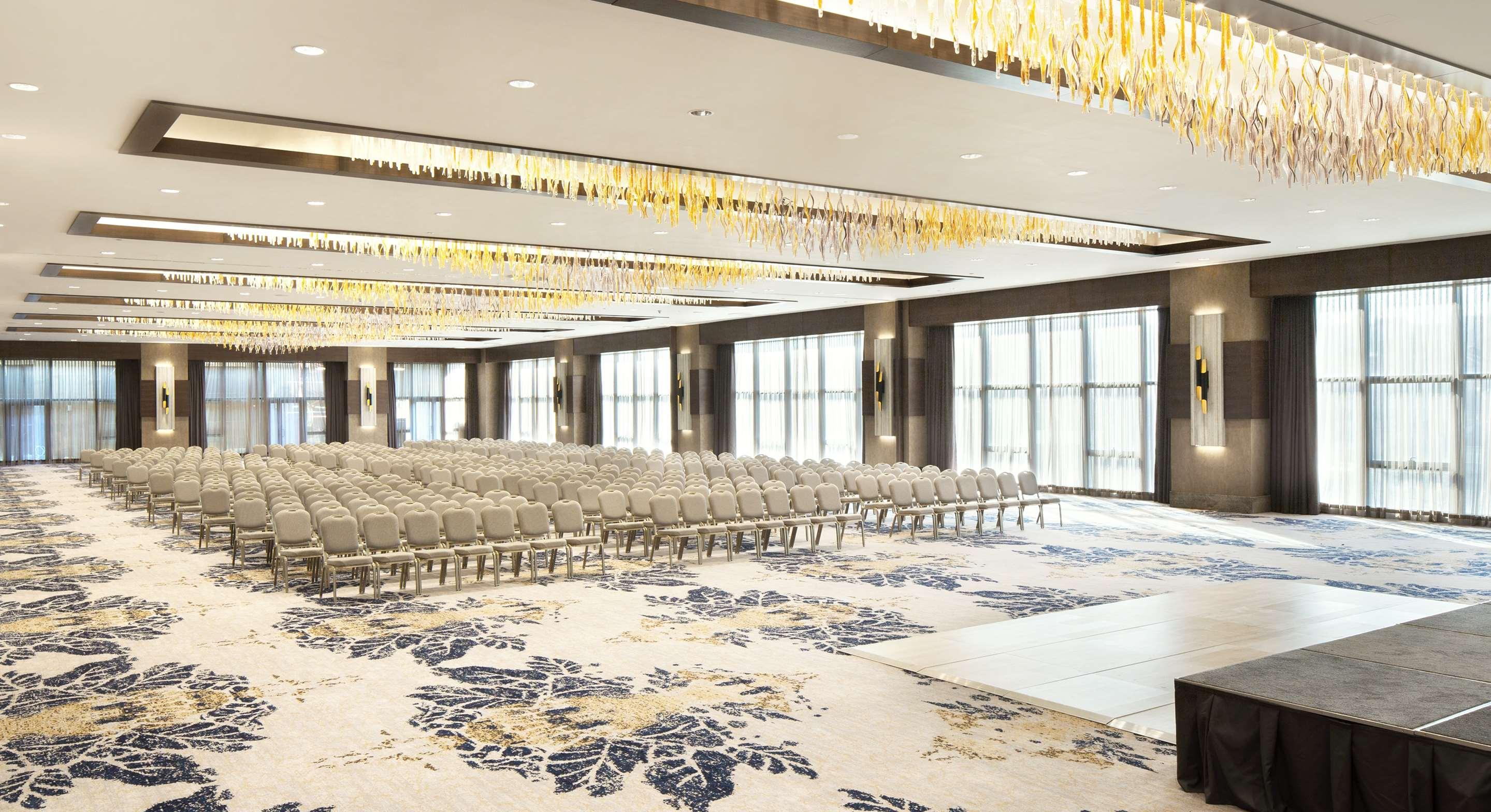 Sheraton Grand Istanbul Atasehir Экстерьер фото